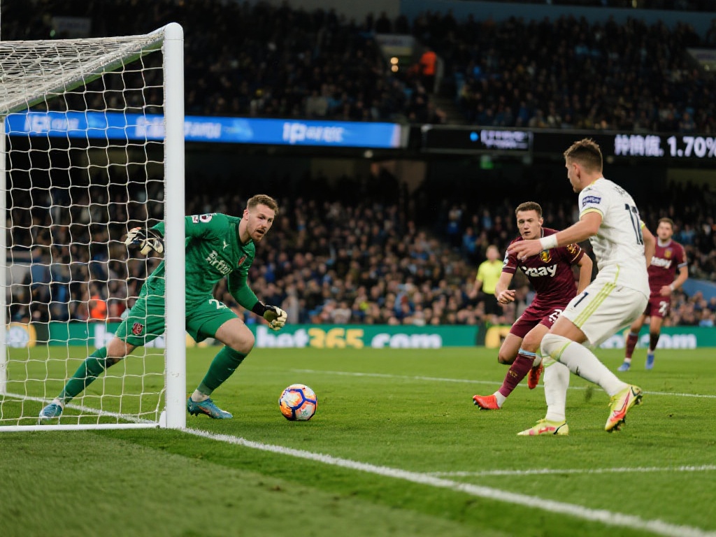 ...王牌历史对阵_赛前数据_即时赔率分析_2025年07月17日-球天下体育 案例分析:此前类似主场优势明显却形势反转