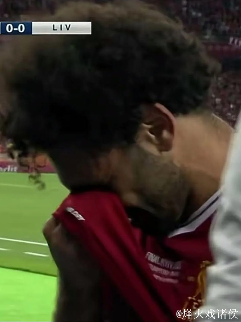 将萨拉赫从欧冠除名!斯洛特放狠话:我可不软弱 他或踢完最后1场 将萨拉赫从欧冠除名!斯洛特放狠话:我可不软弱 他或踢完最后1场